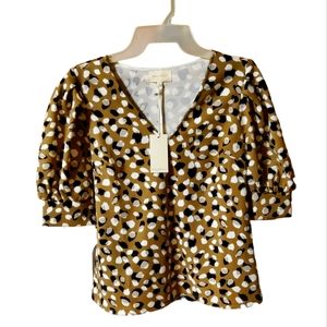 Melloday V-neck Spotted Top